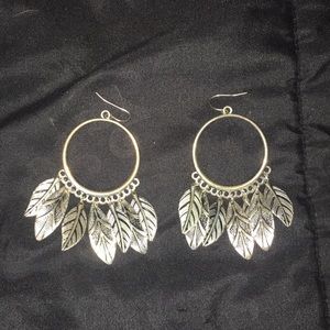 Ear rings